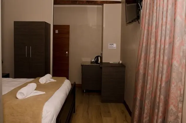 Luxury Tek Büyük veya İki Ayrı Yataklı Oda