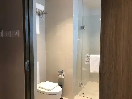 Deluxe Stüdyo, 1 En Büyük (King) Boy Yatak