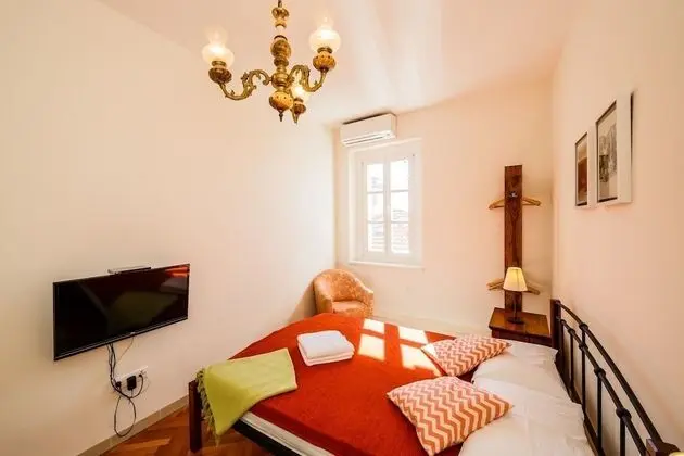 Apart Daire (Sedam Bisera 11 - charming & in cente)