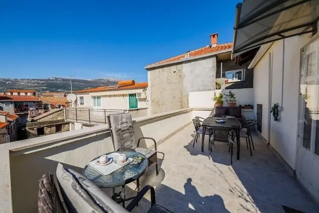Apart Daire (Sedam Bisera 11 - charming & in cente)