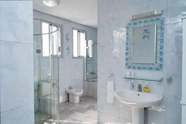 Deluxe Süit, Sigara İçilmez