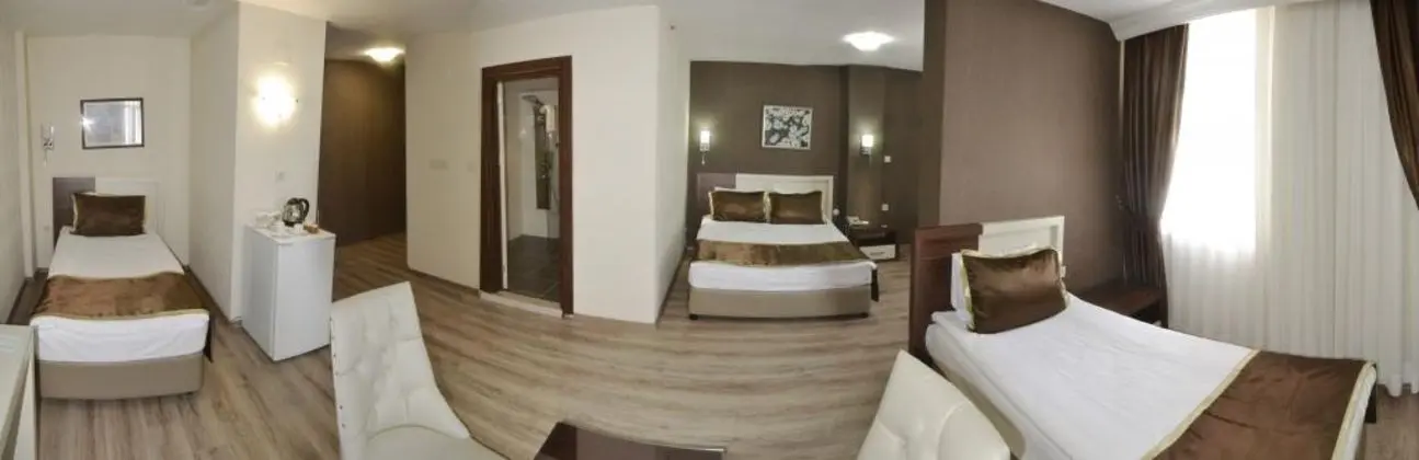 Triple, Şehir Manzaralı