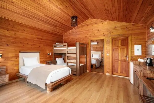 Bungalow Aile Odası,    , Balkonlu