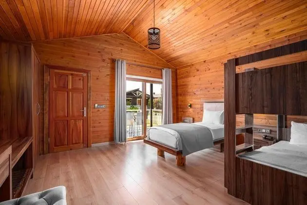 Bungalow Aile Odası,    , Balkonlu