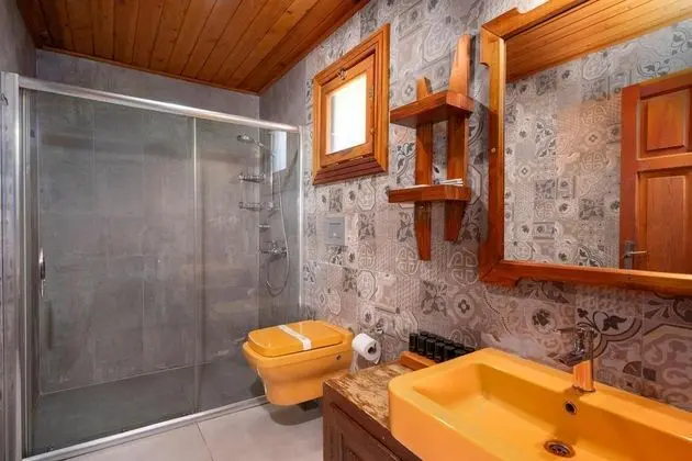 Bungalow Aile Odası,    , Balkonlu