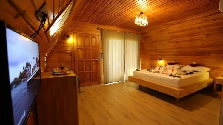 Bungalow Aile Odası,    , Balkonlu