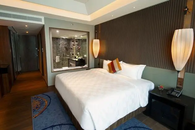 Inya Wing-Premier Room