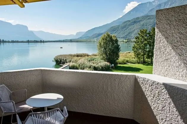 Classic Tek Büyük Yataklı Oda, Balkon, Göl Manzaralı