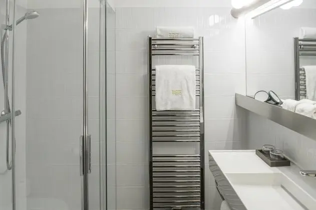 Tek Kişilik Oda, Balkon, Göl Manzaralı