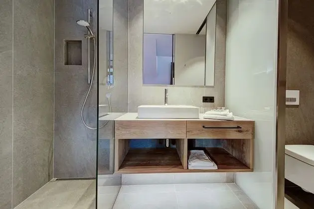 Deluxe Süit, Göl Manzaralı