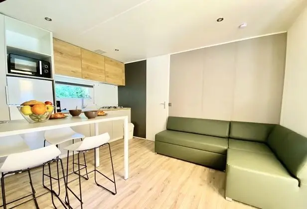 Premium Karavan