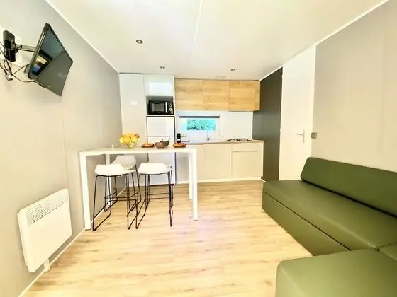 Premium Karavan