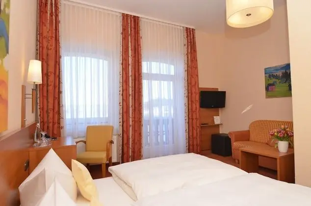 Comfort Tek Büyük Yataklı Oda, Göl Kenarı