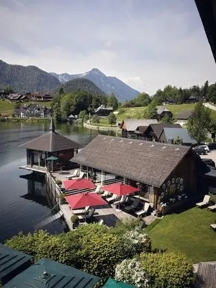 Comfort Tek Büyük Yataklı Oda, Balkon, Göl Manzaralı (Panorama)