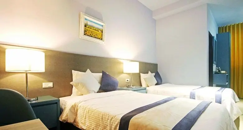 Dört Kişilik Oda, 2 Çift Kişilik Yatak