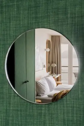 Design Tek Büyük Yataklı Oda, Balkon, Göl Manzaralı (Lake View)