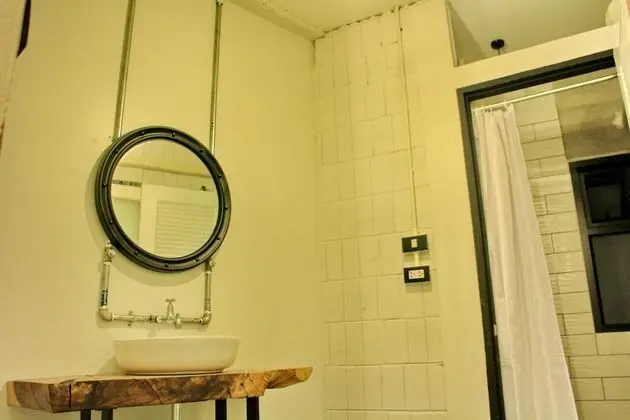 Basic 4 Bed Female Dorm