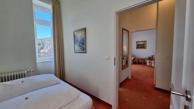 Deluxe Tek Büyük Yataklı Oda, Balkon, Göl Manzaralı (im Haupt- oder Nebengebäude)