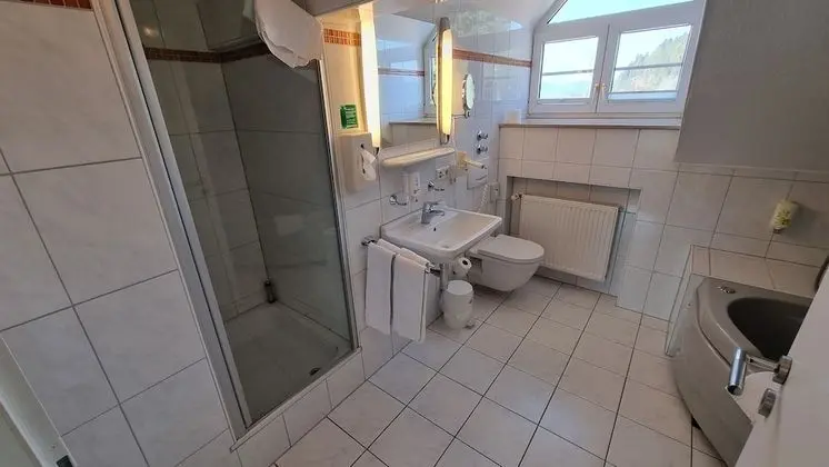 Family Dubleks, Sıcak Su Küveti, Göl Manzaralı (Hauptgebäude)