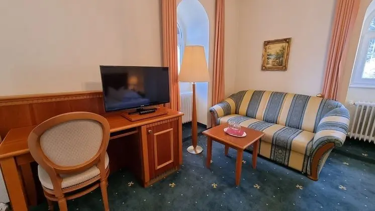 Superior Tek Büyük Yataklı Oda, Göl Manzaralı (Hauptgebäude)