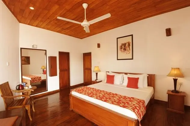 Deluxe Tek Büyük veya İki Ayrı Yataklı Oda, Göl Manzaralı