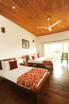 Deluxe Üç Kişilik Oda, Göl Manzaralı