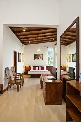 Deluxe Üç Kişilik Oda, Göl Manzaralı