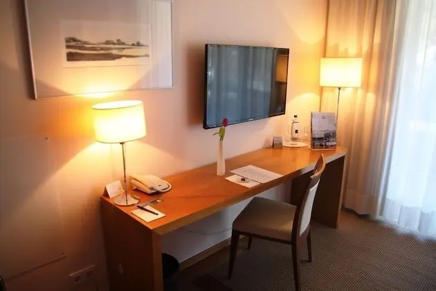 Tek Büyük Yataklı Oda, Göl Manzaralı