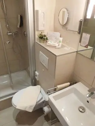 Tek Kişilik Oda, Göl Manzaralı