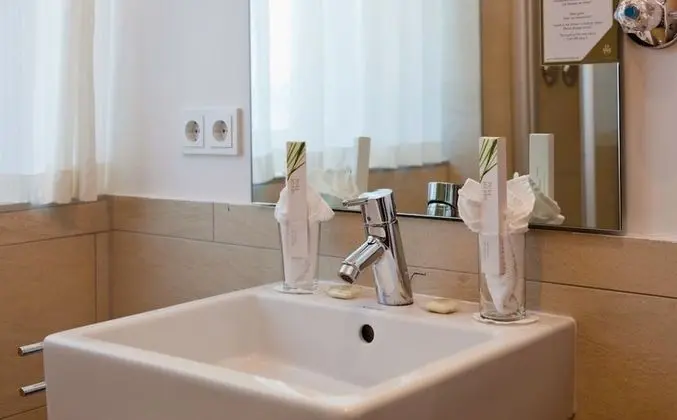 Tek Kişilik Oda, Göl Manzaralı