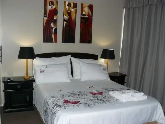 ROOM 2 Luxury