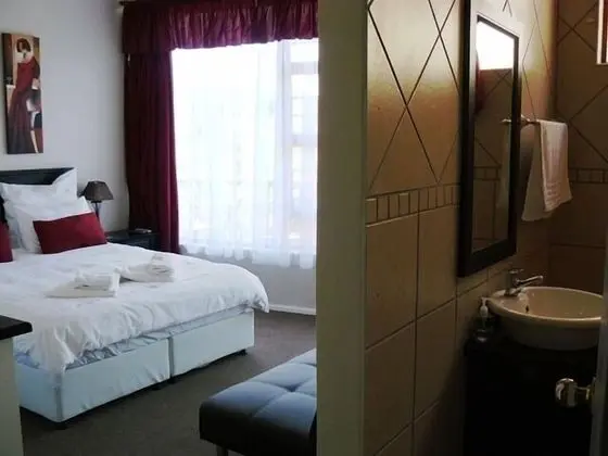 ROOM 2 Luxury