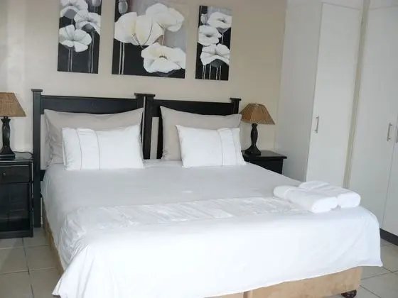ROOM 8 Luxury