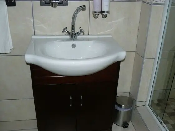 ROOM 8 Luxury