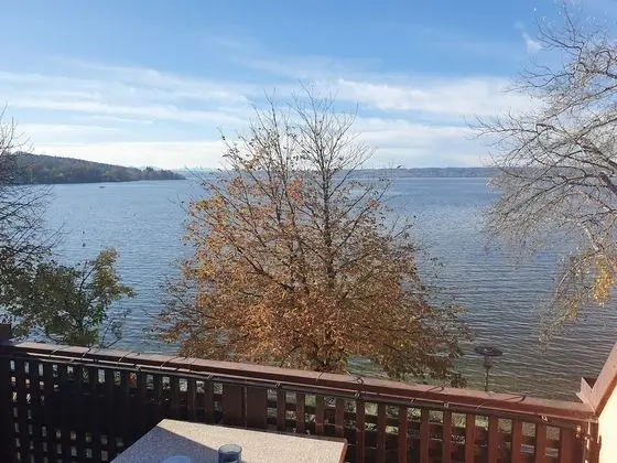 Tek Büyük Yataklı Oda, Balkon, Göl Kenarı