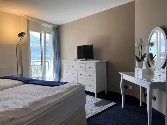 Premium Tek Büyük Yataklı Oda