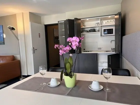 Premium Tek Büyük Yataklı Oda