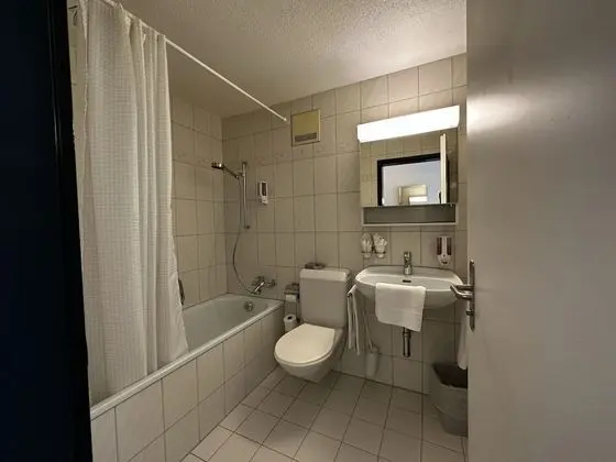 Premium Tek Büyük Yataklı Oda