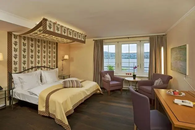 Deluxe Tek Büyük Yataklı Oda, Göl Manzaralı