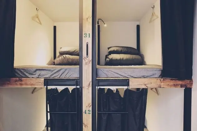 Ortak Ranzalı Oda, Karma Ranzalı Oda, Ortak Banyo
