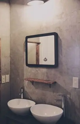 Ortak Ranzalı Oda, Sadece kadınlar için, Ortak Banyo