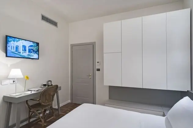 Design Tek Büyük veya İki Ayrı Yataklı Oda