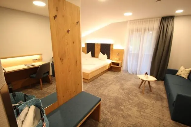 Comfort Tek Büyük Yataklı Oda, Bahçe Manzaralı