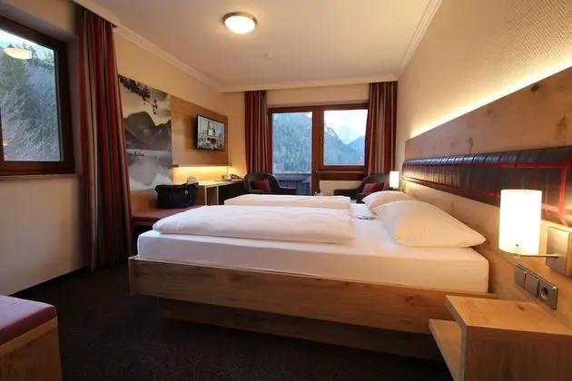 Comfort Tek Büyük Yataklı Oda, Göl Manzaralı