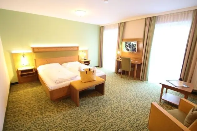 Comfort Tek Kişilik Oda, Bahçe Manzaralı
