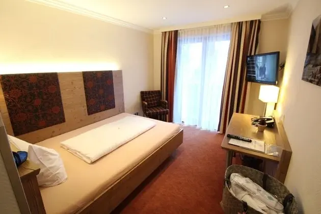 Comfort Tek Kişilik Oda, Bahçe Manzaralı