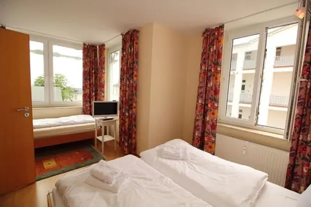 Apart Daire (No. 208)