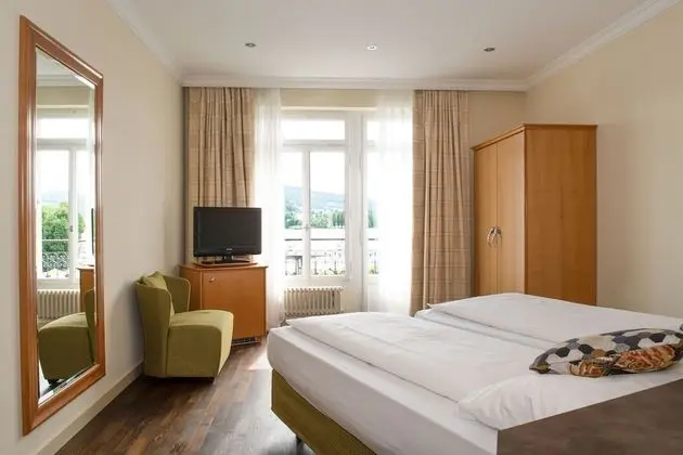 Superior Tek Büyük veya İki Ayrı Yataklı Oda, Balkon, Göl Manzaralı