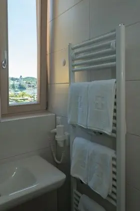 Panoramic Apart Daire, 1 Büyük (Queen) Boy Yatak, Balkon, Göl Kenarı