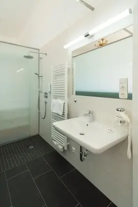 Panoramic Apart Daire, Balkon, Göl Manzaralı (Apt Villa)